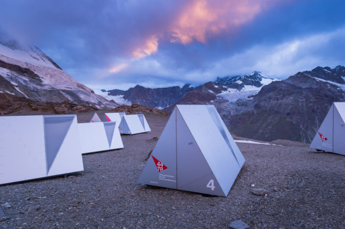 Zelte am Matterhorn, Symbolbild: Marketing und Kommunikation