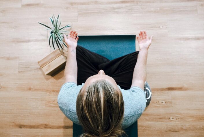 health-retreat-yoga