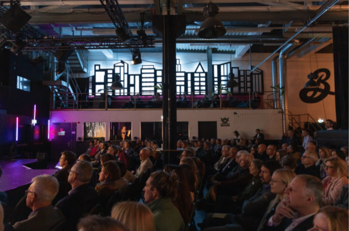 Bildschirmfoto 2025-12-01 um 16.02.57